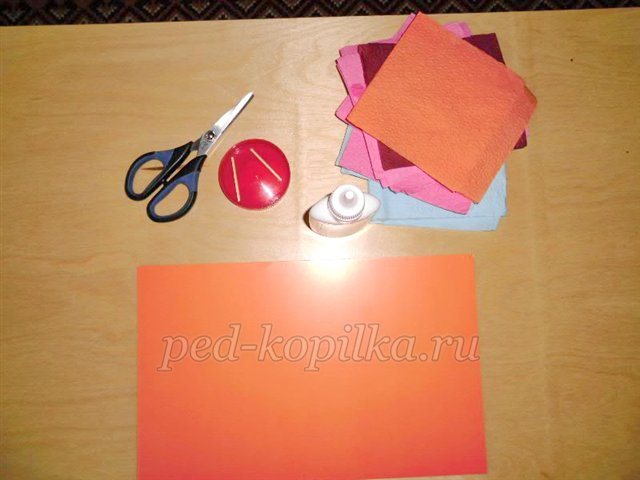 Аппликация ветка рябины из салфеток и из цветной бумаги для детского сада