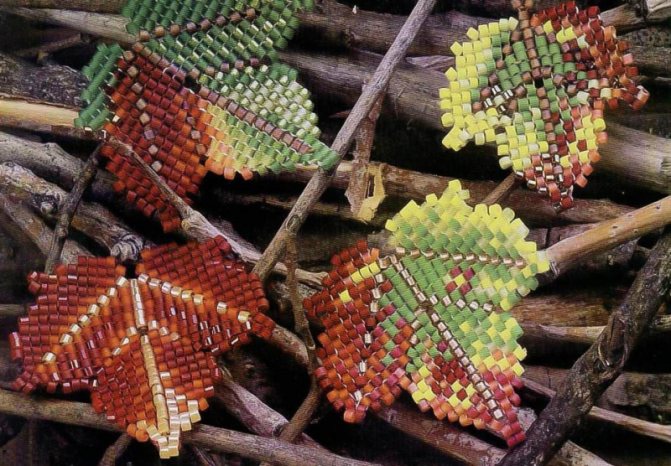 Мастер-класс по листьям из бисера: как сделать французское плетение по схемам с фото и видео