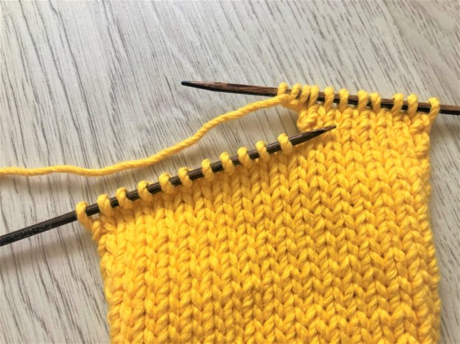 Петля для пуговицы спицами