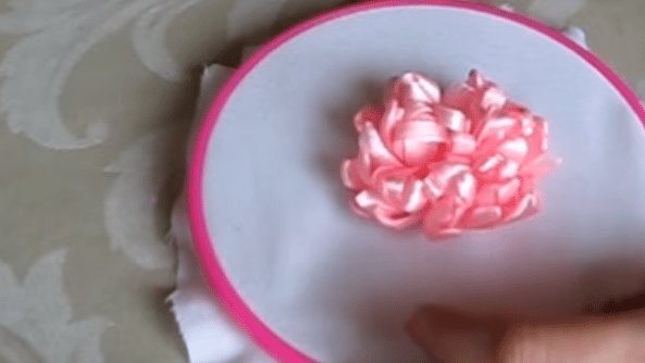 пионы вышивка лентами