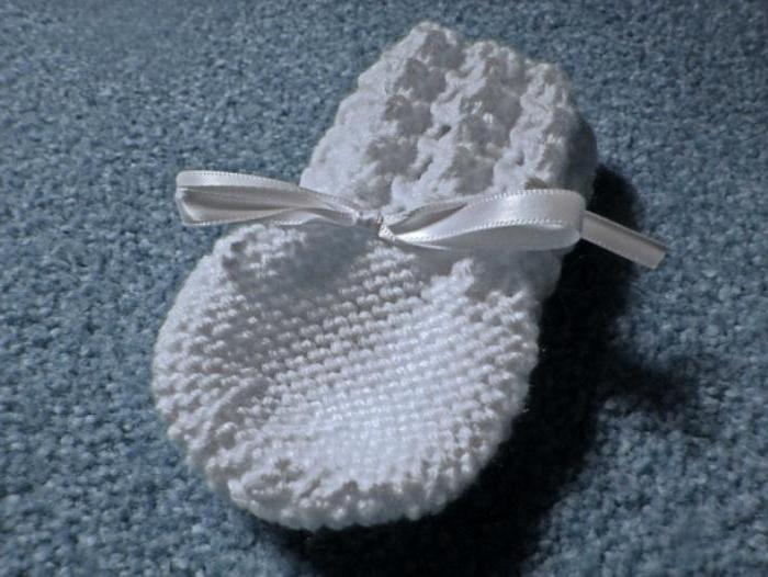 Рукавичка спицами