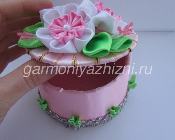 шкатулка в тенике канзаши своими руками