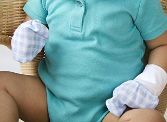 Варежки для новорожденных